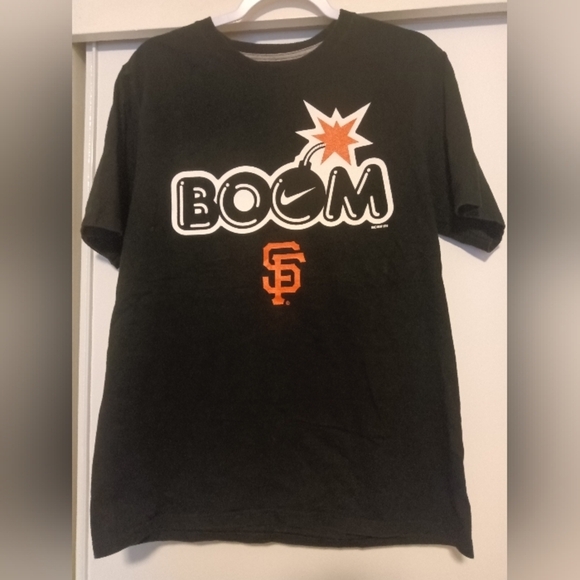 Nike SF Giants T-Shirt with Front and Back SF Graphic - Picture 1 of 4